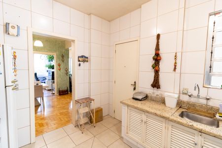 Apartamento à venda com 102m², 2 quartos e 1 vagaCozinha