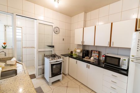 Apartamento à venda com 102m², 2 quartos e 1 vagaCozinha