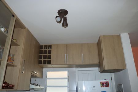 Casa de condomínio para alugar com 85m², 2 quartos e 2 vagasCozinha