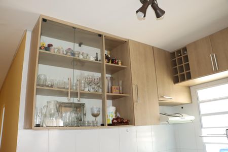 Casa de condomínio para alugar com 85m², 2 quartos e 2 vagasCozinha