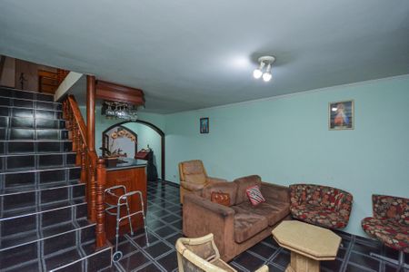 Casa à venda com 158m², 3 quartos e 2 vagasSala