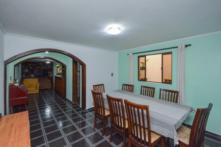 Casa à venda com 158m², 3 quartos e 2 vagasSala de Jantar