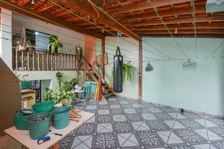 Casa à venda com 158m², 3 quartos e 2 vagasVaranda