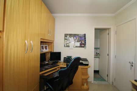 Casa de condomínio à venda com 199m², 3 quartos e 4 vagasQuarto 2