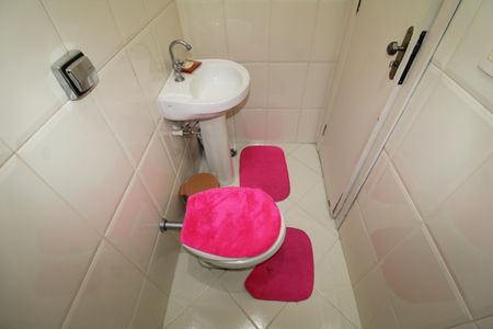 Casa de condomínio à venda com 199m², 3 quartos e 4 vagasGaragem - Banheiro