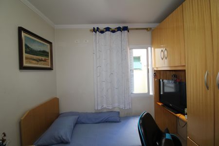 Casa de condomínio à venda com 199m², 3 quartos e 4 vagasQuarto 2