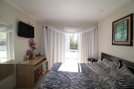 Casa de condomínio à venda com 199m², 3 quartos e 4 vagasQuarto 3