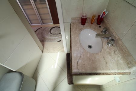 Casa de condomínio à venda com 199m², 3 quartos e 4 vagasQuarto 3 - Banheiro