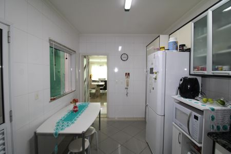 Casa de condomínio à venda com 199m², 3 quartos e 4 vagasCozinha