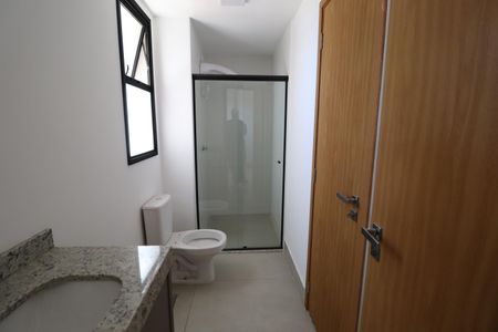 Apartamento para alugar com 103m², 3 quartos e 2 vagasBanheiro  Semi Suíte 2 e 3