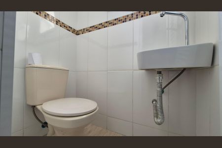 Apartamento para alugar com 160m², 3 quartos e 2 vagasBanheiro de Serviço