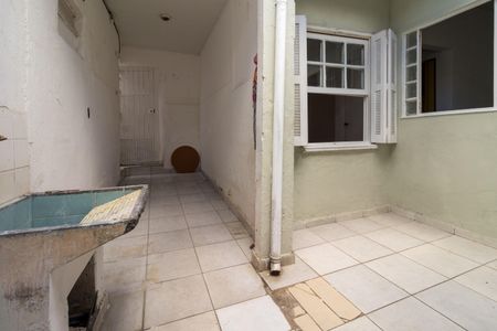 Casa para alugar com 54m², 2 quartos e sem vaga Casa para alugar com 54m², 2 quartos e sem vagaÁrea de Serviço
