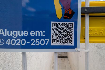 Placa instalada de casa para alugar com 2 quartos, 54m² em Vila Zelina, São Paulo