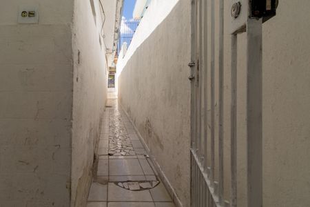 Casa para alugar com 54m², 2 quartos e sem vaga Casa para alugar com 54m², 2 quartos e sem vagaCorredor de entrada