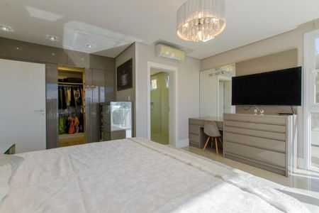 Casa de condomínio para alugar com 448m², 5 quartos e 8 vagas Casa de condomínio para alugar com 448m², 5 quartos e 8 vagasSuíte 3