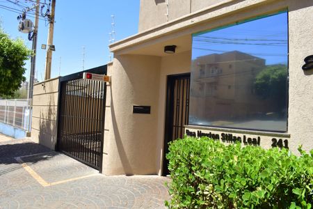 Apartamento para alugar com 87m², 2 quartos e 2 vagasFachada e portaria