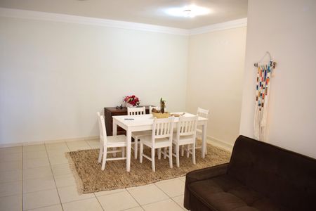 Apartamento para alugar com 87m², 2 quartos e 2 vagasSala