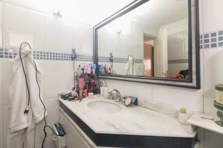 Apartamento à venda com 88m², 2 quartos e 3 vagas Apartamento à venda com 88m², 2 quartos e 3 vagasBanheiro Suíte