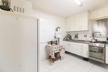 Apartamento à venda com 88m², 2 quartos e 3 vagas Apartamento à venda com 88m², 2 quartos e 3 vagasCozinha