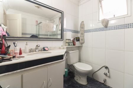 Apartamento à venda com 88m², 2 quartos e 3 vagas Apartamento à venda com 88m², 2 quartos e 3 vagasBanheiro Suíte