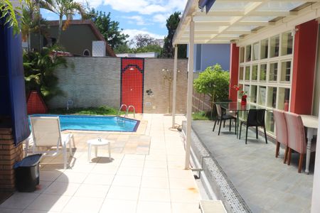 Casa à venda com 406m², 3 quartos e 5 vagasQuintal