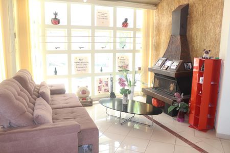 Casa à venda com 406m², 3 quartos e 5 vagasSala