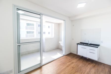 Sala de apartamento para alugar com 2 quartos, 39m² em Vila Sul Americana, Carapicuíba