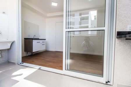 Varanda gourmet de apartamento para alugar com 2 quartos, 39m² em Vila Sul Americana, Carapicuíba