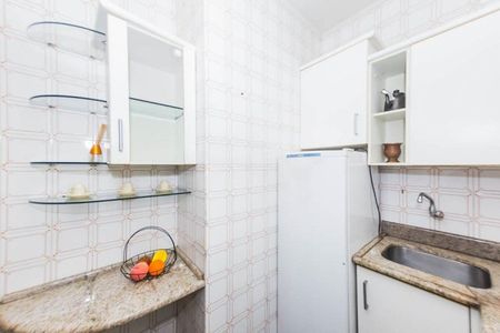 Cozinha de apartamento para alugar com 1 quarto, 29m² em Bom Fim, Porto Alegre