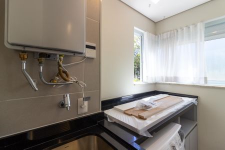 Apartamento para alugar com 98m², 2 quartos e 3 vagas Apartamento para alugar com 98m², 2 quartos e 3 vagasÁrea de Serviço