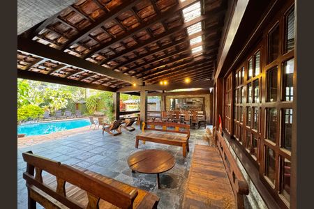 Casa à venda com 850m², 5 quartos e 7 vagasÁrea externa