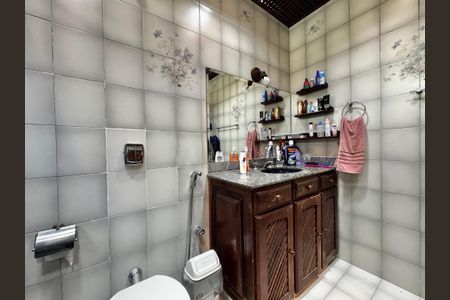 Casa à venda com 850m², 5 quartos e 7 vagasSuíte 1