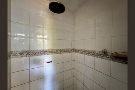 Casa à venda com 850m², 5 quartos e 7 vagasÁrea externa - Chuveiro