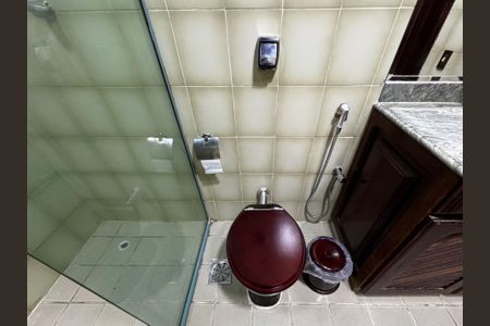 Casa à venda com 850m², 5 quartos e 7 vagasBanheiro Social 1