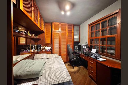 Casa à venda com 850m², 5 quartos e 7 vagasSuíte 1