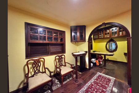 Casa à venda com 850m², 5 quartos e 7 vagasQuarto 3 - Escritório