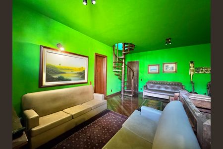 Casa à venda com 850m², 5 quartos e 7 vagasSala 2 (Segundo Andar)