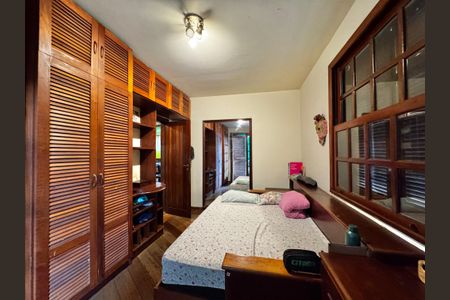 Casa à venda com 850m², 5 quartos e 7 vagasQuarto 2