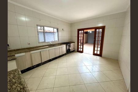 Casa à venda com 186m², 3 quartos e 2 vagasCozinha