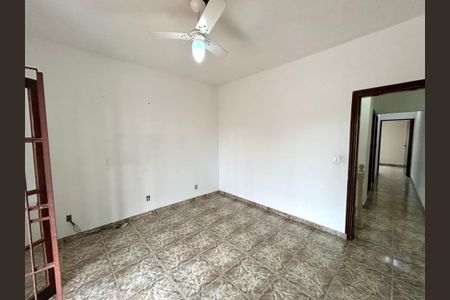 Casa à venda com 186m², 3 quartos e 2 vagasQuarto 3