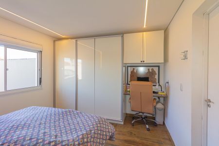 Casa à venda com 210m², 3 quartos e 2 vagas Casa à venda com 210m², 3 quartos e 2 vagasQuarto 3-Suíte