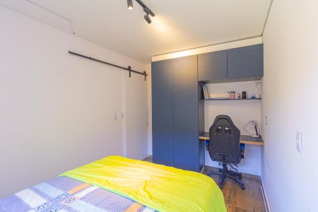 Casa à venda com 210m², 3 quartos e 2 vagas Casa à venda com 210m², 3 quartos e 2 vagasQuarto 2