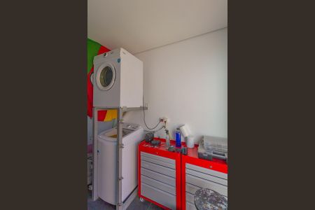 Casa à venda com 210m², 3 quartos e 2 vagas Casa à venda com 210m², 3 quartos e 2 vagasÁrea de Serviço