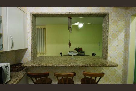 Apartamento para alugar com 98m², 2 quartos e 1 vagaCozinha