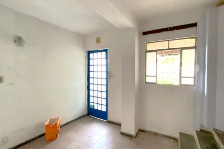 Casa à venda com 360m², 4 quartos e 2 vagasBarracão inferior