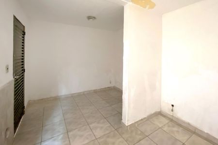 Casa à venda com 360m², 4 quartos e 2 vagasBarracão inferior