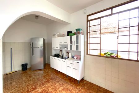 Casa à venda com 360m², 4 quartos e 2 vagasCozinha