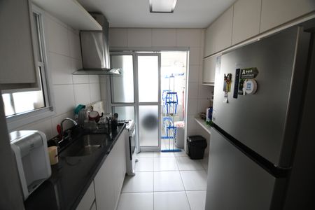 Apartamento à venda com 82m², 2 quartos e 2 vagasCozinha