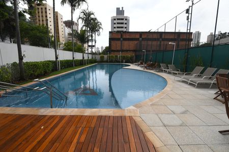Apartamento à venda com 82m², 2 quartos e 2 vagasÁrea comum - Piscina