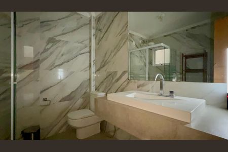 Apartamento para alugar com 98m², 2 quartos e sem vagaBanheiro